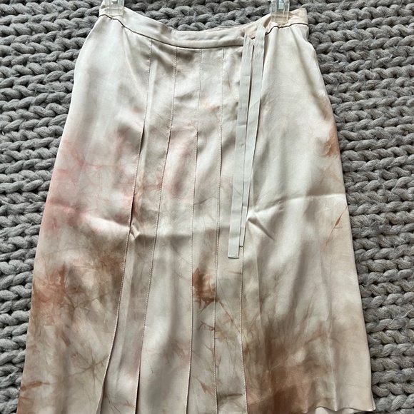 Prada tie-dye pleated wrap silk skirt size 40 IT (US 4) - Picture 3 of 4